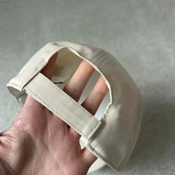 Aritzia Auxiliary classic baseball hat - Picture 5 of 6